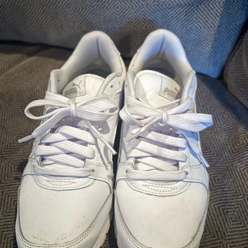 Puma Men's ST Runner v3 Leather sneakers A00502